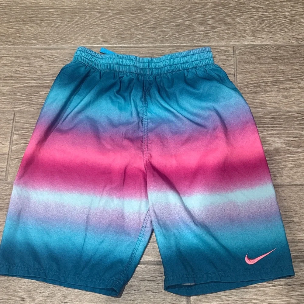 Nike Kids Blue And Pink Ombre Swim Trunks Size XL